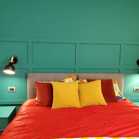 Helga'S Deluxe 3 Apartment Tirana Extérieur photo
