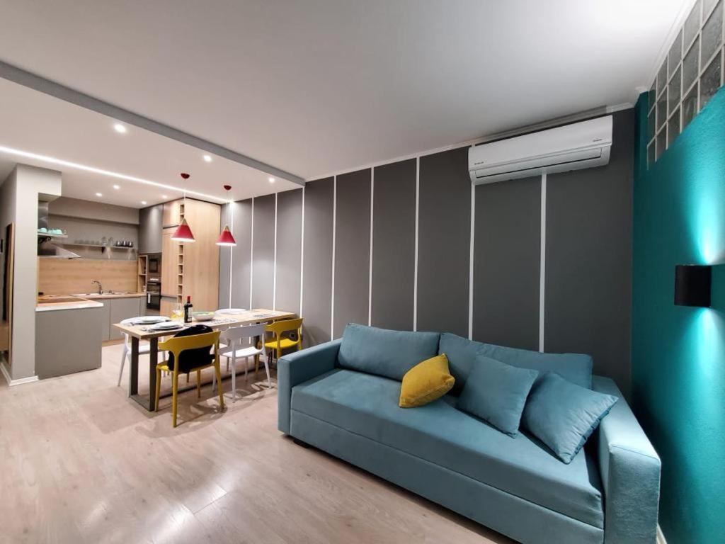 Helga'S Deluxe 3 Apartment Tirana Extérieur photo