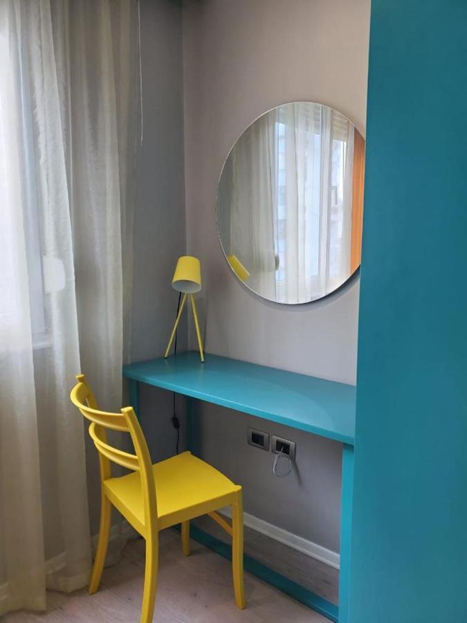 Helga'S Deluxe 3 Apartment Tirana Extérieur photo